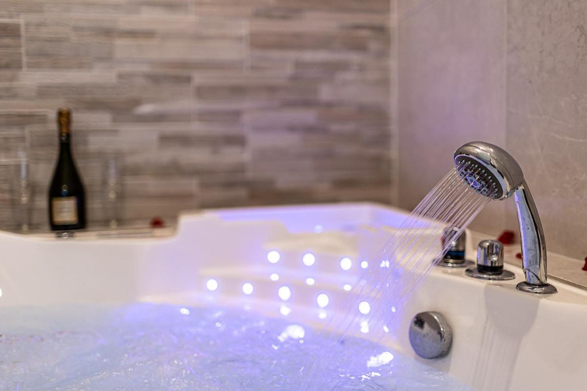 AsnièresHavre De Paix Jacuzzi公寓 外观 照片