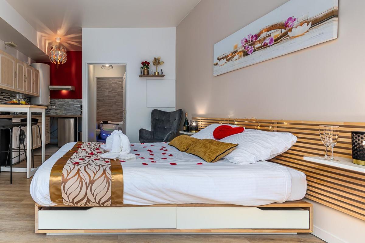 AsnièresHavre De Paix Jacuzzi公寓 外观 照片